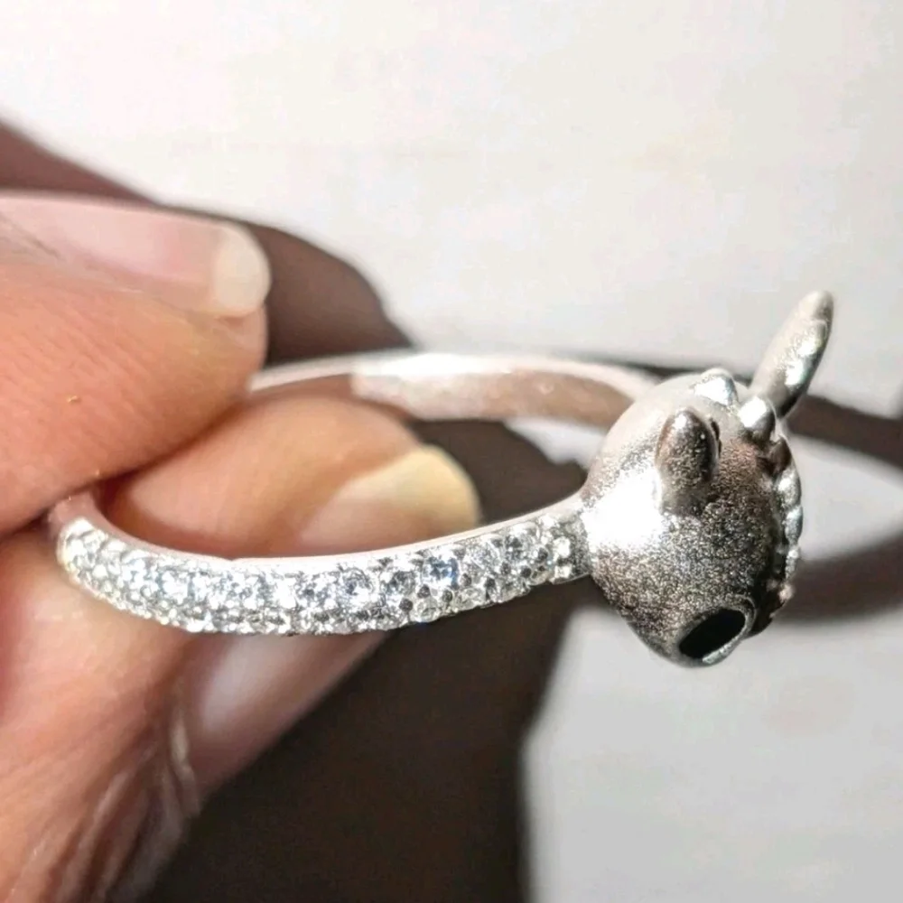 Dainty High Quality 925 Sterling Silver Light Fury Dragon Sparkly CZ Ring Size 7